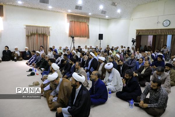 نشست تبیین مسائل جاری انقلاب اسلامی با سخنرانی صفار هرندی