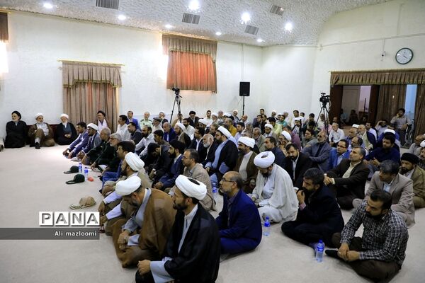 نشست تبیین مسائل جاری انقلاب اسلامی با سخنرانی صفار هرندی