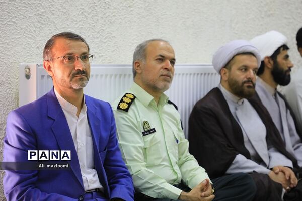 نشست تبیین مسائل جاری انقلاب اسلامی با سخنرانی صفار هرندی