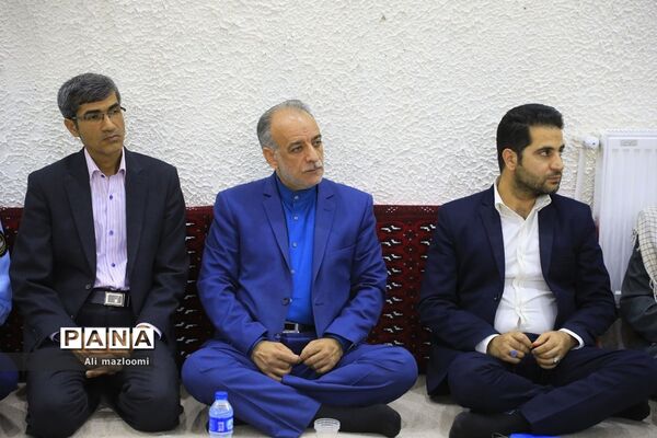 نشست تبیین مسائل جاری انقلاب اسلامی با سخنرانی صفار هرندی