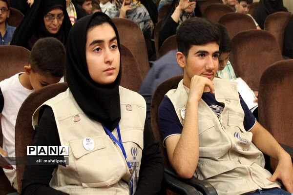 آیین تجلیل از برگزیدگان سی و هفتمین دوره مسابقات قرآن عترت و نماز در شهرری