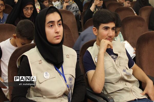 آیین تجلیل از برگزیدگان سی و هفتمین دوره مسابقات قرآن عترت و نماز در شهرری