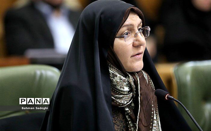 واکنش عضو شورای شهر تهران به موضوع صدور گواهینامه موتورسیکلت برای زنان