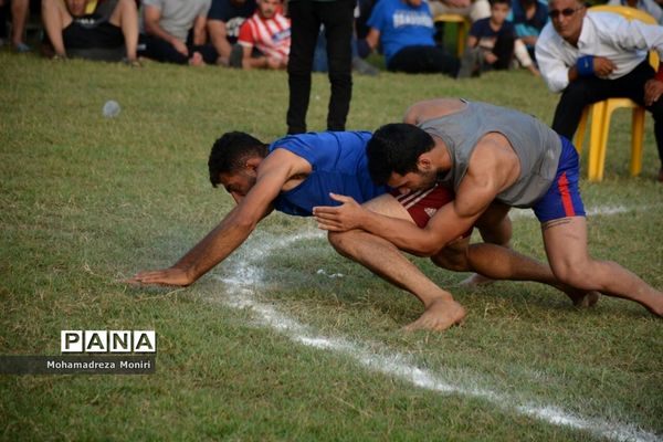 مسابقه کشتی سنتی لوچو در فریدونکنار