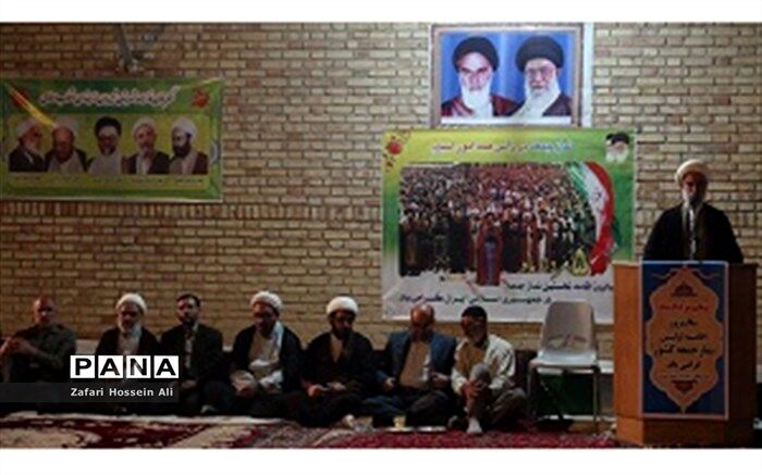 گرامی داشت چهلمین سالگرداقامه نمازجمعه درشیروان