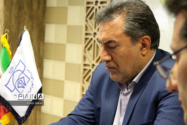 جلسه ساماندهی  پایگاه‌های تغذیه سالم در اداره‌کل آموزش و پرورش فارس