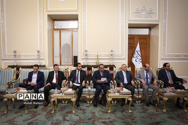 دیدار وزیر امورخارجه عمان با علی لاریجانی