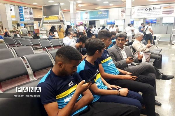 اعزام کاروان ورزشى دانش‌آموزان استان بوشهر به سى و ششمین دوره مسابقات قهرمانى دانش‌آموزان کشور