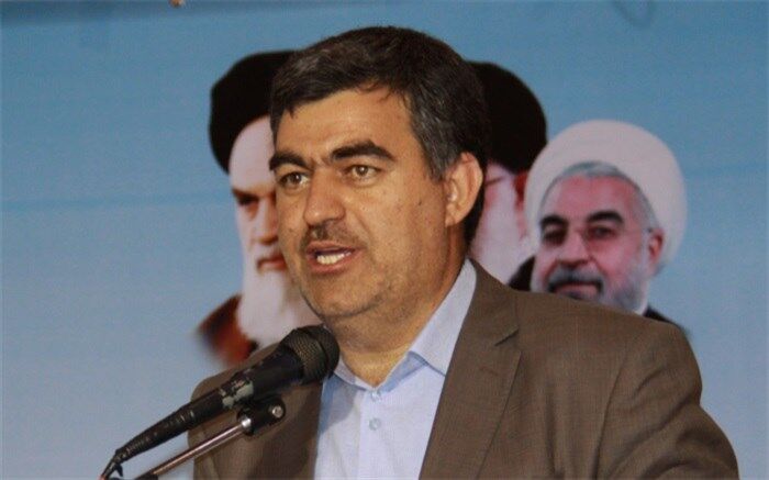 شورای دانش‌آموزی محل تمرین یک ارتباط منطقی بین دانش‌آموزان ومسئولان است