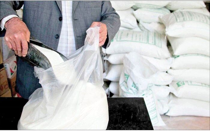 شکر فقط با تایید شرکت بازرگانی دولتی ترخیص می‌شود