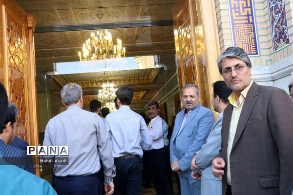 زیارت دسته جمعی دانش‌آموزان قرآنی سراسر کشور در حرم مطهر رضوی