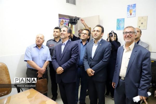 افتتاحیه دبیرخانه دائمی ترویج کتابخوانی در شیراز