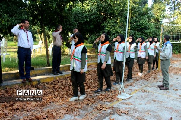 صبحگاه پیش‌ اردوی پیشتازان دختر سازمان دانش‌آموزی مازندران