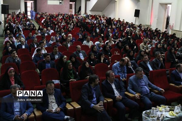 آئین اختتامیه طرح مشارکت اجتماعی دانش آموزان شهر تهران در پیشگیری از آسیب‌های اجتماعی