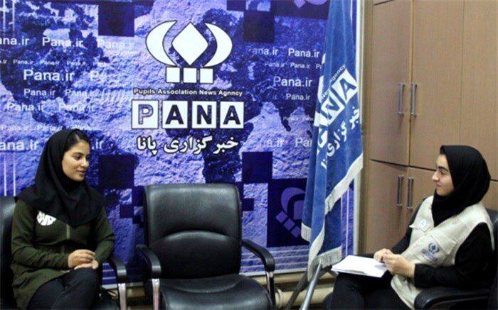 افتخار آفرینی دانش آموز آموزش و پرورش ناحیه یک شهرری در مسابقات کشوری بدمینتون