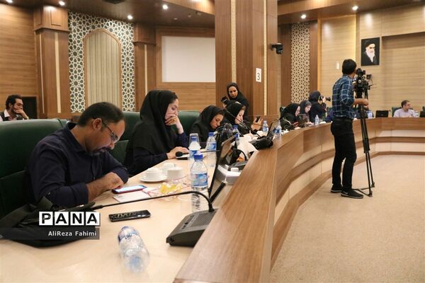 نشست خبری هیات رئیسه شورای اسلامی شهر شیراز