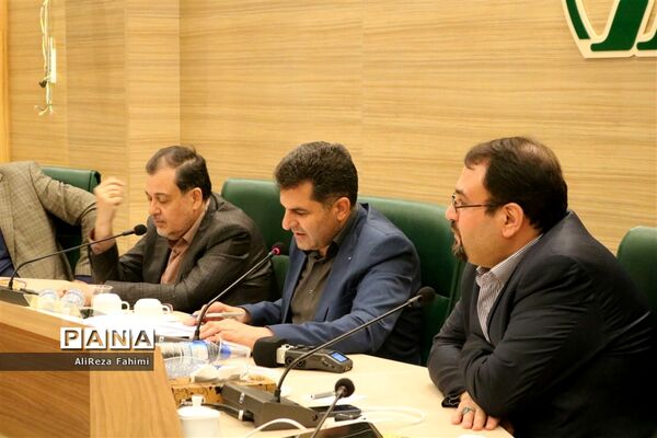نشست خبری هیات رئیسه شورای اسلامی شهر شیراز
