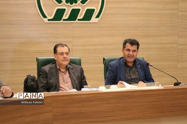 نشست خبری هیات رئیسه شورای اسلامی شهر شیراز
