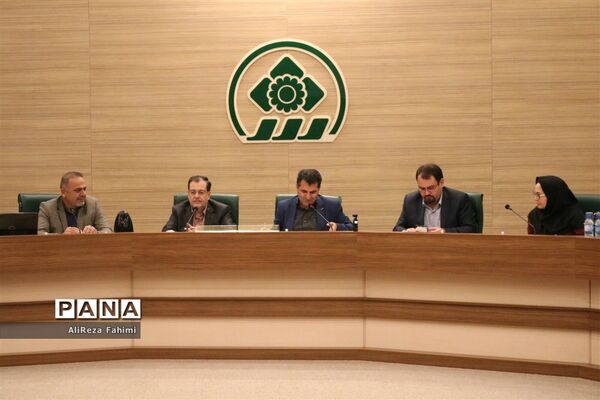نشست خبری هیات رئیسه شورای اسلامی شهر شیراز