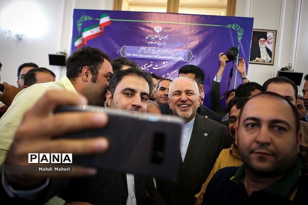 نشست خبری وزیر امور خارجه