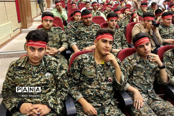 برگزاری یادواره شهدای دانش‌آموزی دردوره یاوران ولایت بسیج دانش‌آموزی استان تهران