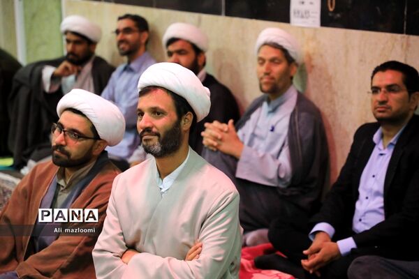 مراسم اختتامیه دوره مکالمه زبان عربی طلاب حوزه علمیه رضویه بیرجند
