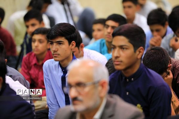 مراسم اختتامیه دوره مکالمه زبان عربی طلاب حوزه علمیه رضویه بیرجند