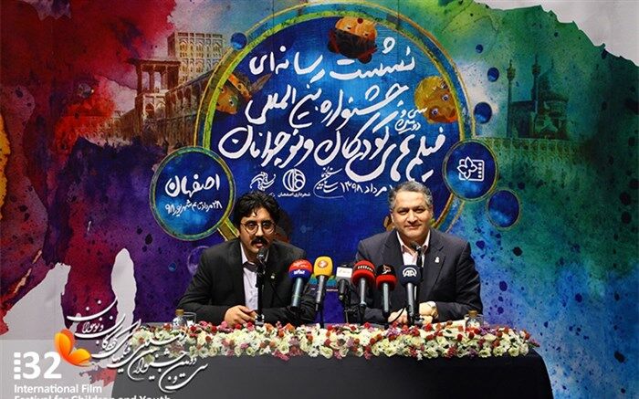 علیرضا تابش: اگر فیلم خوب نسازیم فرزندان‌مان مصرف کننده فیلم‌های خارجی خواهند شد