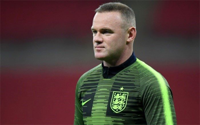 وین رونی به فوتبال باشگاهی انگلیس برمی‌گردد