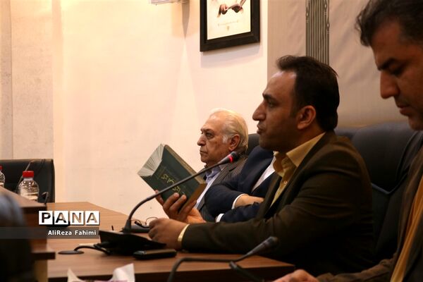 نشست کتابخوان تخصصی رسانه