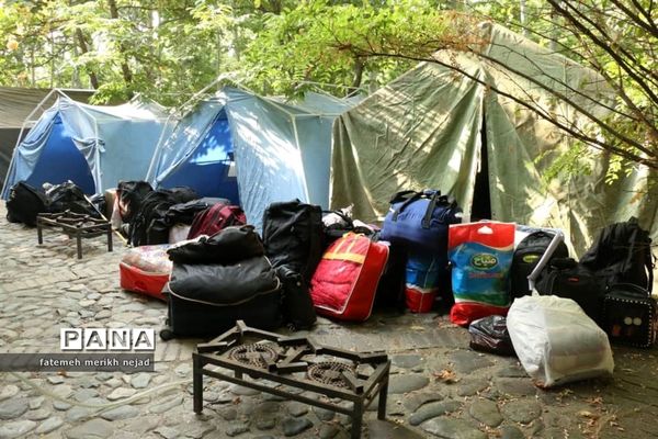 استقرار دانش‌آموزان پیشتاز اردوی ملی دختران در اردوگاه باهنر