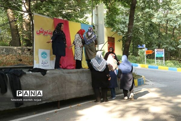 استقرار دانش‌آموزان پیشتاز اردوی ملی دختران در اردوگاه باهنر