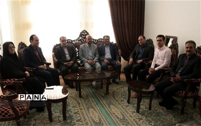 دانش آموز دبیرستان استعدادهای درخشان یزد حائز رتبه 9 کنکور 98 شد