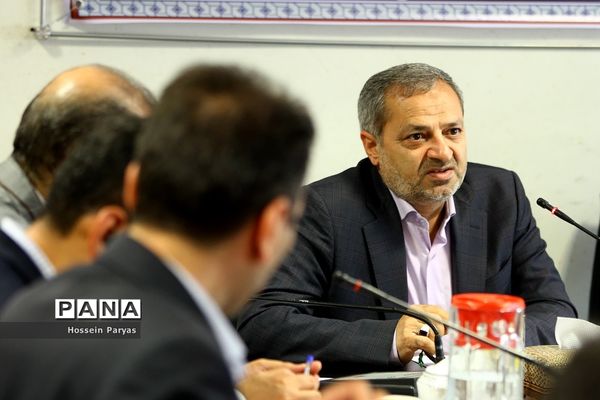 جلسه هماهنگی سی و هفتمین جشنواره فرهنگی هنری دانش‌آموزان