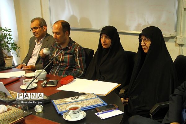 جلسه هماهنگی سی و هفتمین جشنواره فرهنگی هنری دانش‌آموزان