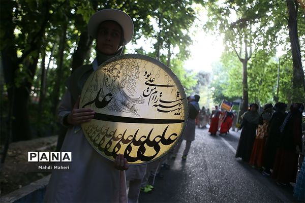 مراسم استقبال از دانش آموزان پیشتاز دختر در نهمین دوره اردوی ملی