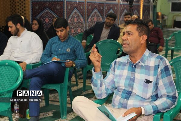 کارگاه آموزشی نقش رسانه‌های نوین در اطلاع رسانی و ارتباطات در بوشهر