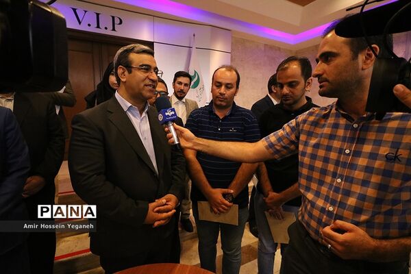 مراسم بزرگداشت روز خبرنگار در کیش