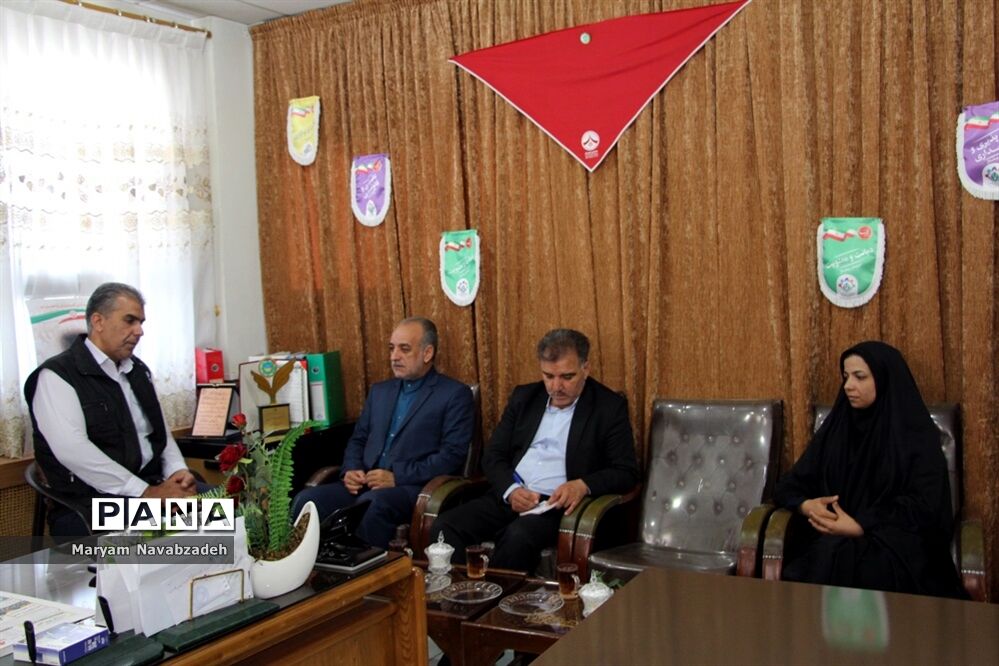 دیدار مدیرکل آموزش و پرورش  استان  خراسان جنوبی  با مدیر سازمان دانش‌آموزی و مسئول خبرگزاری پانای استان