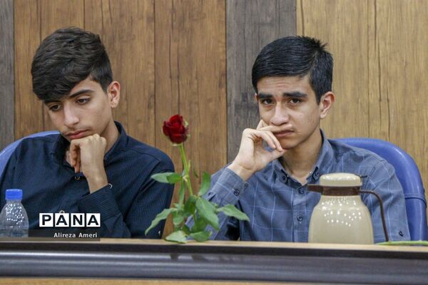 نشست صمیمی فرمانده سپاه لامرد با خبرنگاران