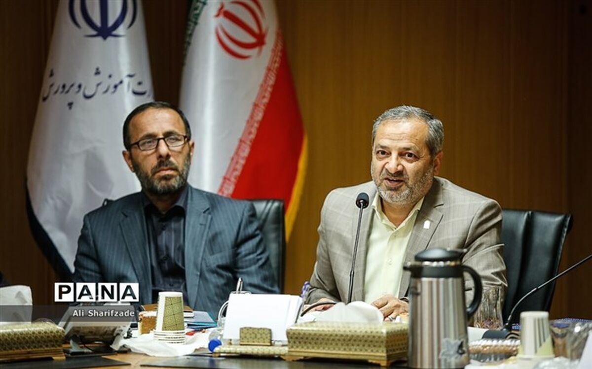 معاون پرورشی آموزش‌وپرورش خبر داد: راه‌اندازی کانون یاریگران زندگی در ۱۰ درصد مدارس کشور
