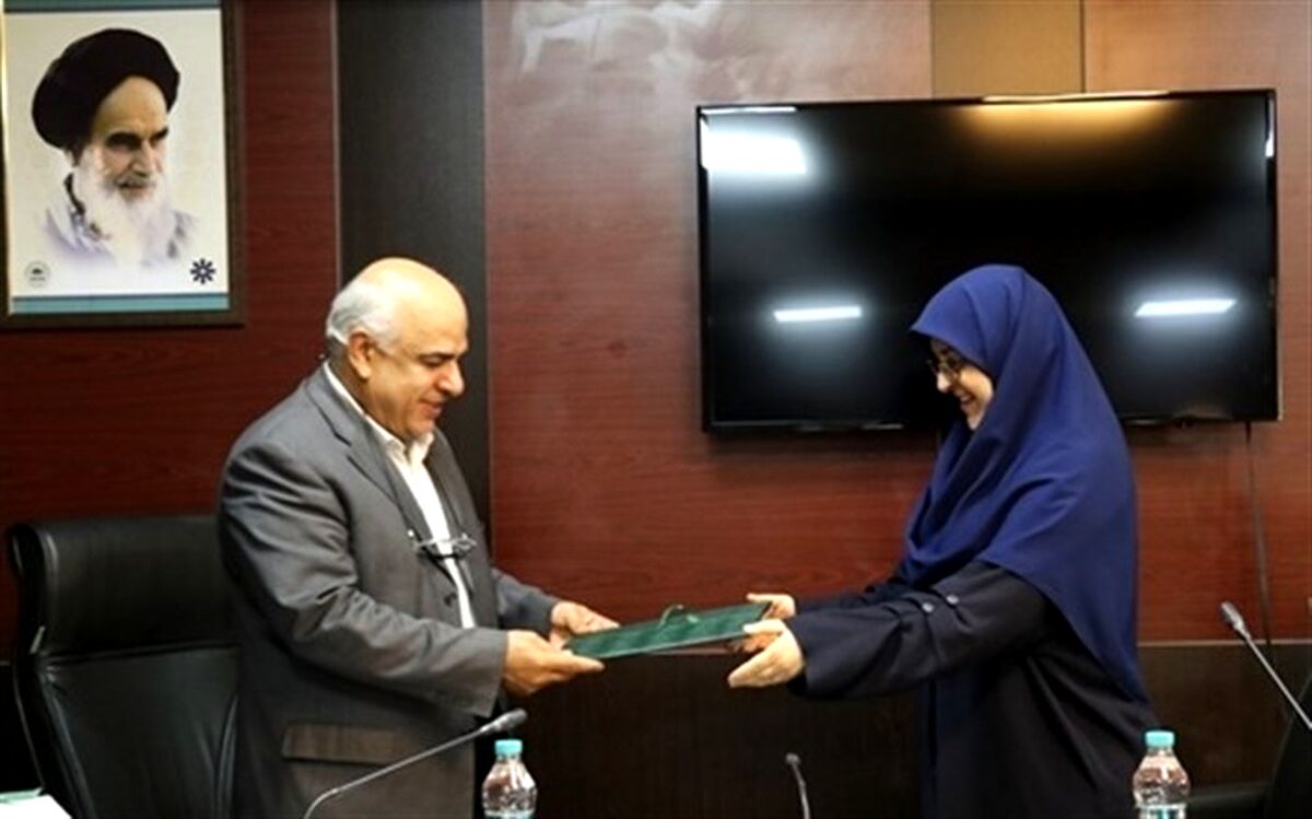 تفاهم‌نامه مرکز استعدادهای درخشان با پژوهشگاه مواد و انرژی امضا شد