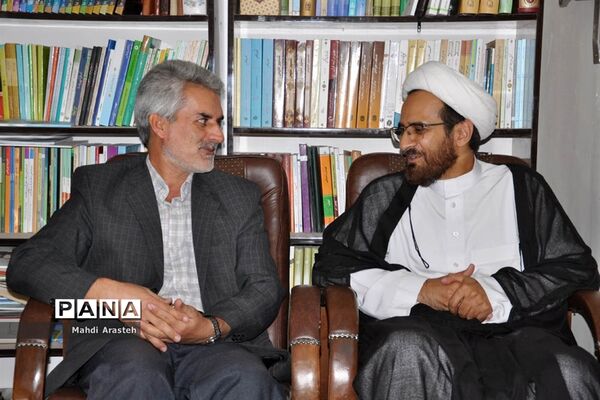 دیدار امام جمعه شهرستان خوسف با خبرنگاران شهرستان خوسف به مناسبت هفته خبرنگار