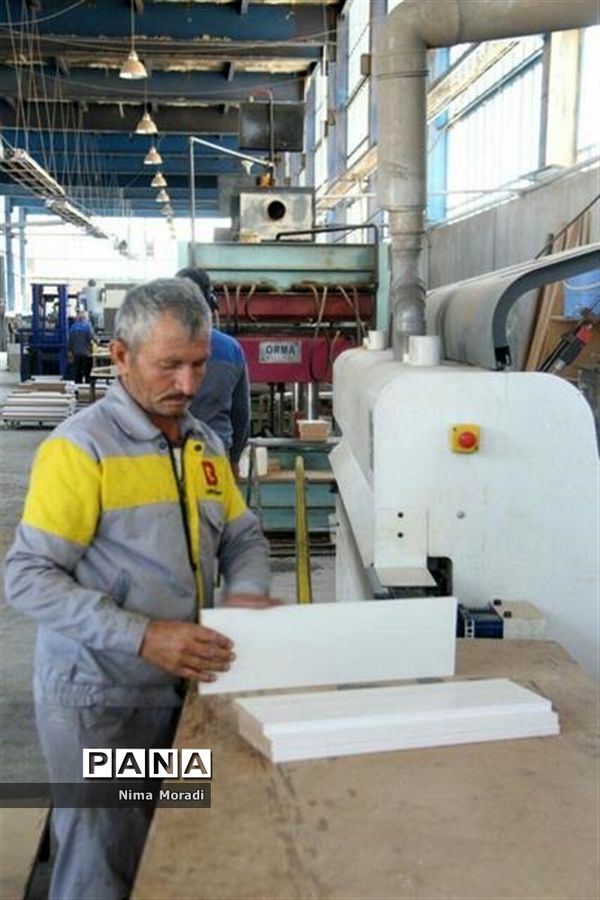 بازدید خبرنگاران از کارگاه‌های شرکت شهرک‌های صنعتی استان خراسان شمالی