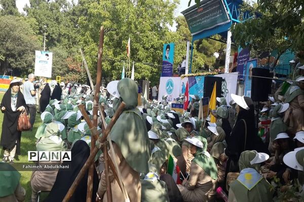 آیین اختتامیه نهمین دوره اردوی ملی دختران و سومین روز حضور پیشتازان خوزستانی