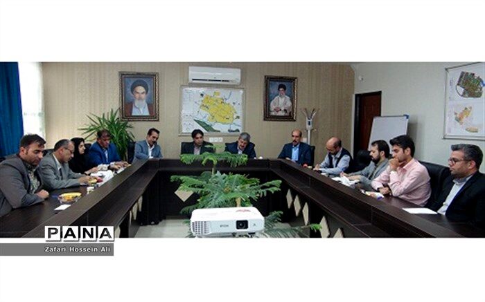 نقدهای سازنده خبرنگاران باعث رفع مشکلات می شود