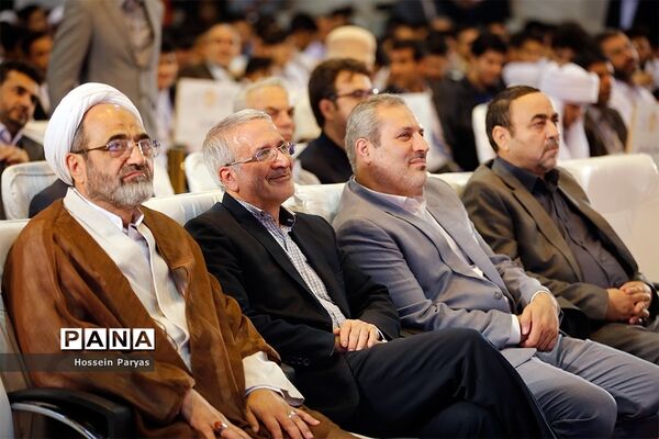 اختتامیه سی‌و‌هفتمین جشنواره فرهنگی و هنری دانش آموزان برگزیده سراسر کشور
