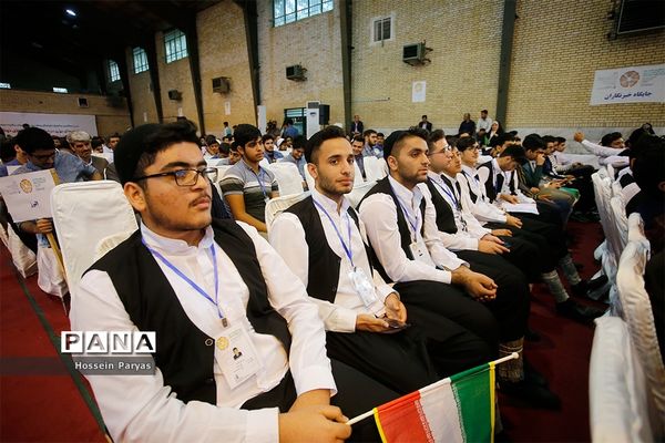 اختتامیه سی‌و‌هفتمین جشنواره فرهنگی و هنری دانش آموزان برگزیده سراسر کشور