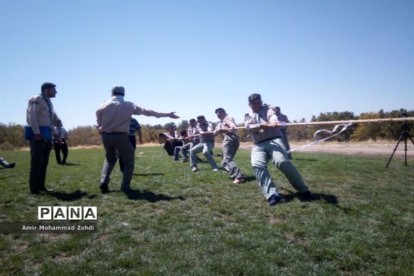 حضور پیشتازان پسر استان همدان در اردو ملی نیشابور