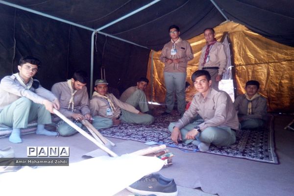 حضور پیشتازان پسر استان همدان در اردو ملی نیشابور